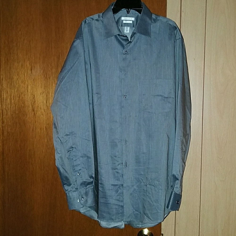 Van Heusen shirt